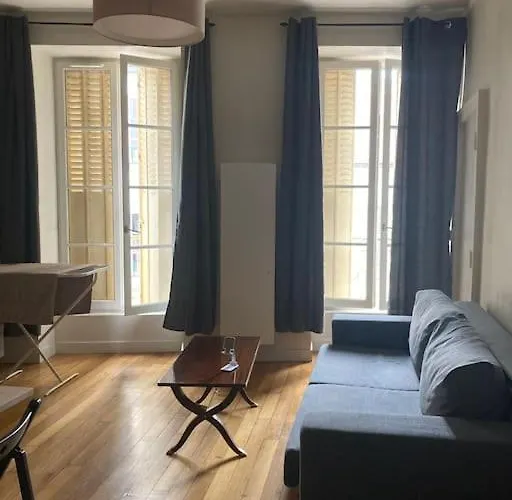 Appartement Hypercentre Place D’armes 2 Fontainebleau